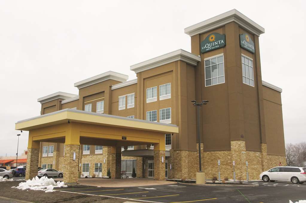 La Quinta By Wyndham Niagara Falls Exterior photo